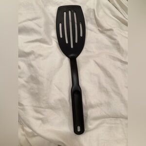 Pampered Chef Slotted spatula Nylon